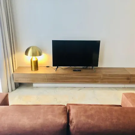 Charming Urban In Porto's Heart