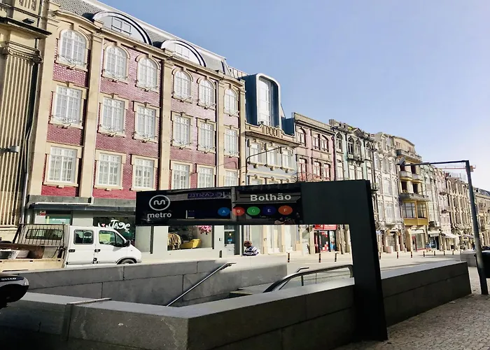Charming Urban In Porto's Heart