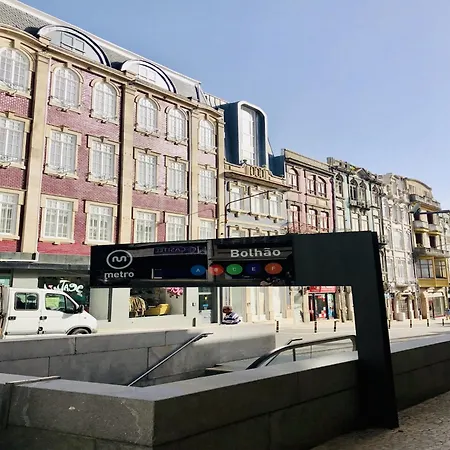 Charming Urban In Porto's Heart