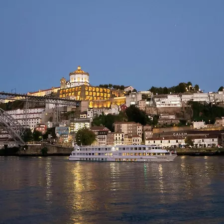 Charming Urban In Porto's Heart 波尔图